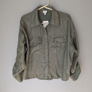 A New Day Olive Button-Up Shirt Med